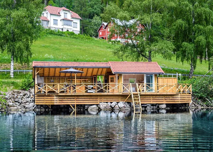 Дом отдыха Lovely In With Sauna *